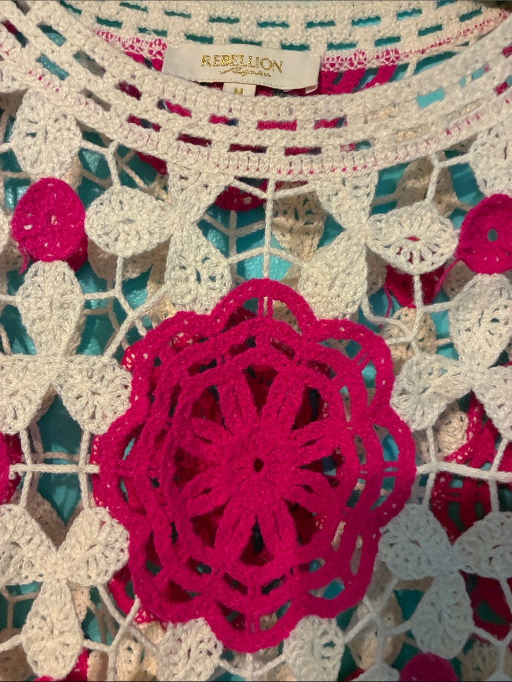Crochet Floral Crop Top in Hot Pink & Cream - Picture 3 of 3